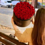 Luksusowy flowerbox największy flowerbox czerwone wieczne róże czarny mega box na prezent