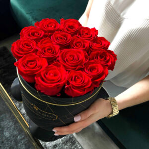 Rose Rosse Eterne in Box Industriale Nero