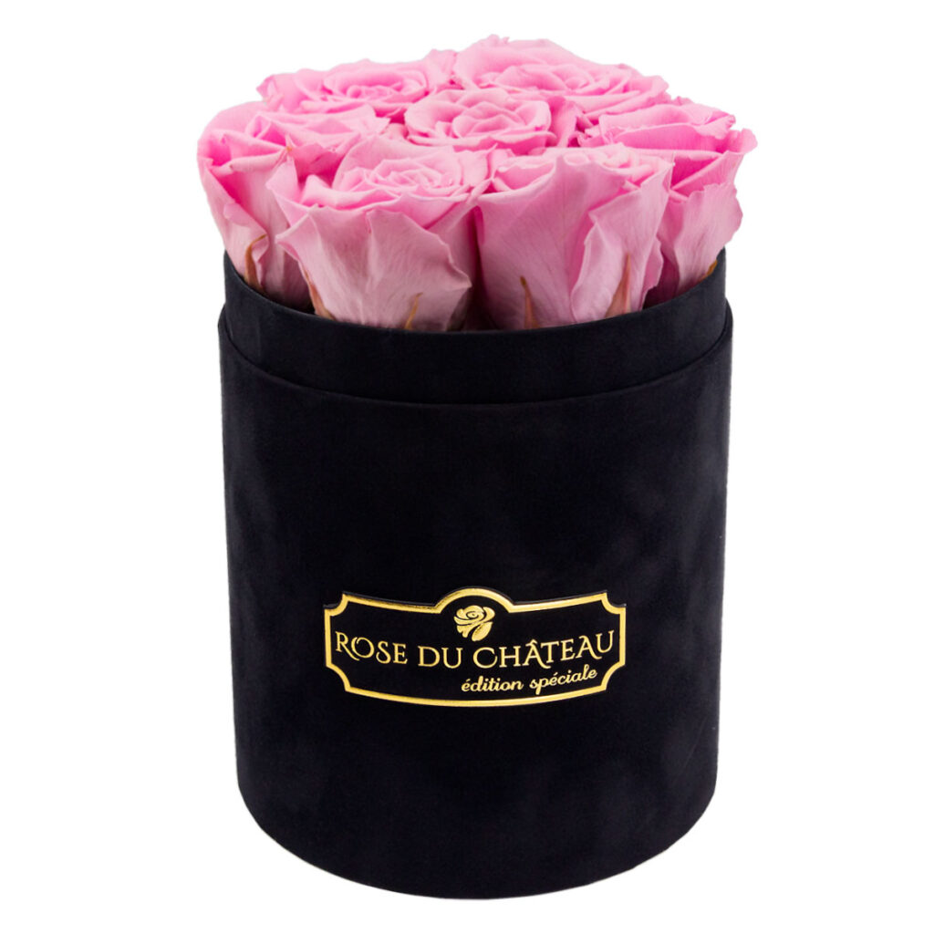 Bladoróżowe Wieczne Róże Czarny Mały Flowerbox Welurowy Kwiaty na Parapetówkę
